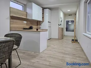 Apartman LENI2 u centru Zajecara - Image 5