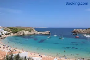Belvedere, Family-friendly, Nice, First-line Apartment with Stunning Beach and Sea views,AC - Image 4