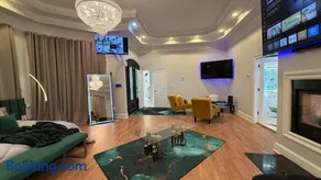 Home in Atlanta - Image 1