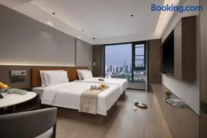 All-weather Hotel Wutian Old Street Branch - Image 5