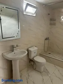 Irakli Guest House - Image 3