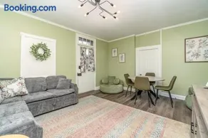 Unique Historic Stay Near Lancaster - Image 1