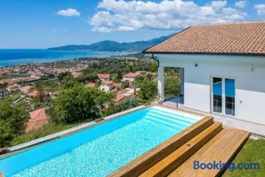 Naima Boutique Villa - Image 3