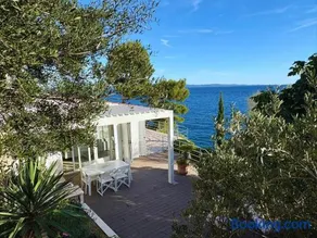 Villa Moro: Beachfront Privacy - Image 2