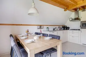 Nachtzwaluw I Huisje met Buiten Zitplek - Image 2