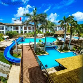 Apartamento Térreo 3 suítes Master Resort Treebies à Beira Mar Subauma Bahia - Image 4