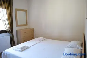 Canal Luxury Apartments - Image 3