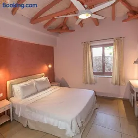 Athena's cottage Stoupa - Image 2