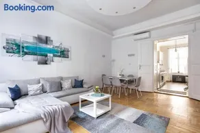 Prime Home Midtown Budapest - Image 3