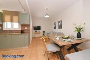 Cyclamen Apartments - Image 1