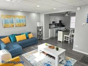 Home away from home in the burbs - Image 1