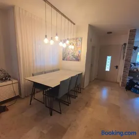 Palm Valley Villa וילת עמק הדקלים - Image 4