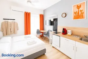 Smart Comfort StudioN4 Private Kitchenette Bathroom to Beach 260m Marina Port old City 900m - Image 3
