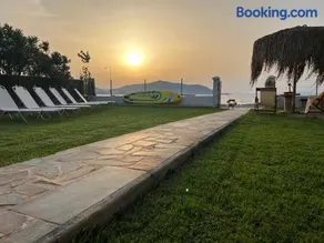 Pampas Seafront villa, 6 bedrooms, North Evvoia - Image 2