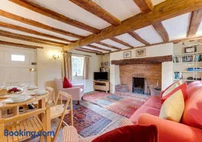Appletree Cottage - Image 1