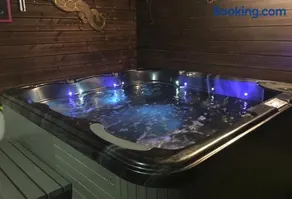 Dépendance cosy climatisée jacuzzi diner aux chandelles - Image 4