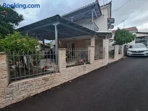 Traditional Stone House-Ideal for families - Image 1