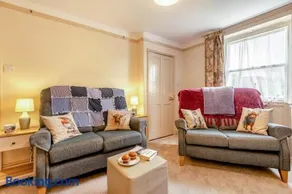 3 Bed in Weymouth oc-s33545 - Image 3