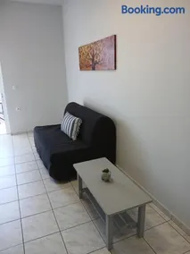 S & P Living 2 - Image 2