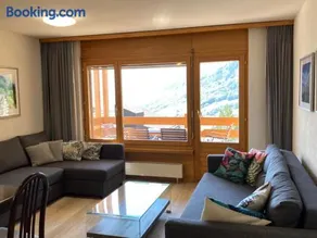 Haus Rothorn, Swiss Alps - Image 3
