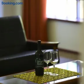Mahogany Inn and Distillery - Image 5