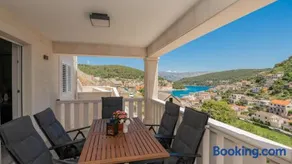 Apartman Lucija-Brac by Villas Guide - Image 4
