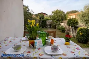 ISEO CHARME VILLAS - Image 2