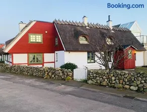 Guesthouse by the sea - Image 4