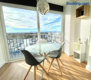 Holidays Penthouse vues panoramiques sur le Port naval,un séjour élégant assuré " Wifi Pàrquing gratuït - Image 2