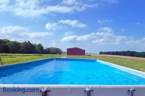 Relax Enjoy Country Living - Image 5