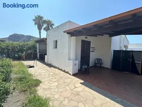 Villa by the Vulcano - 70mq plus large garden and patio - Image 2