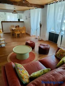 Duplex 2 chambres "Coeur de Ville" Meublé de tourisme 4 étoiles - Image 1