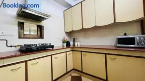 Bluo Classic 1BHK - Defence Colony Mkt - Image 3