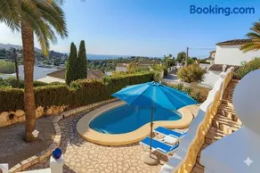 Villa con vistas al mar en Moraira - Image 1