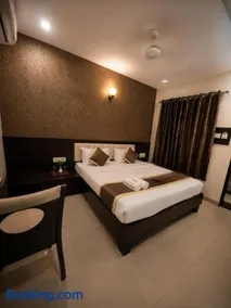 Hotel Airport International Inn - Near Mumbai Airport , BKC Visa Consulate, Jio Convention Center - Image 4