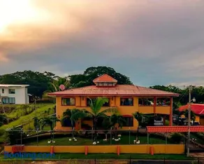 Villa Alta Bed&Breakfast - Image 1