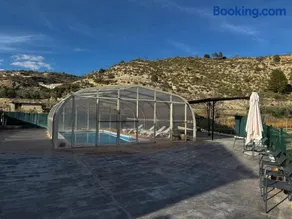 Apartamentos Rio Gallego - Image 1