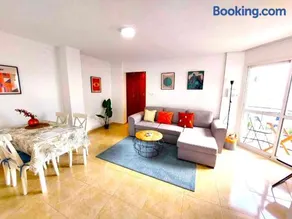 APARTAMENTO BIEN SITUADO CON PARKING - Image 1