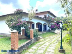 Casa Eslovaquia - Refúgio e Conexão com a Natureza - Image 4