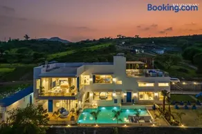 EKOSTAY Luxe - Hercules Villa - Image 2
