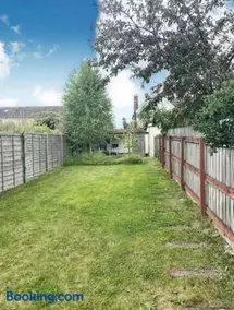 Bimble Cottage-2 beds-Gorgeous Sunny Garden - Image 2