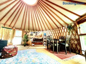 Waterfront CedarGrove Yurt-Glamp - Image 1