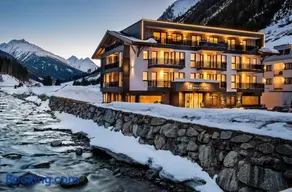 Hotel Modern Mountain - Image 2