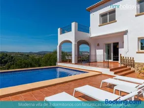 Villa Carolina by HMR Holidays - Image 2