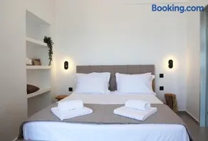 Molos Residence Plomari - Image 3