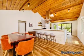Downtown Ojai Gem - Image 3