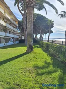PRIMERA LINEA DE PLAYA VILAFORTUNY - Image 1