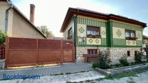 Golyafeszek Vendeghaz - Image 1