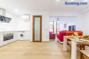 Casa Gómez, parking gratuito en Pleno Centro - Image 3