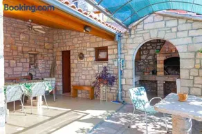 Villa Mary - Image 1